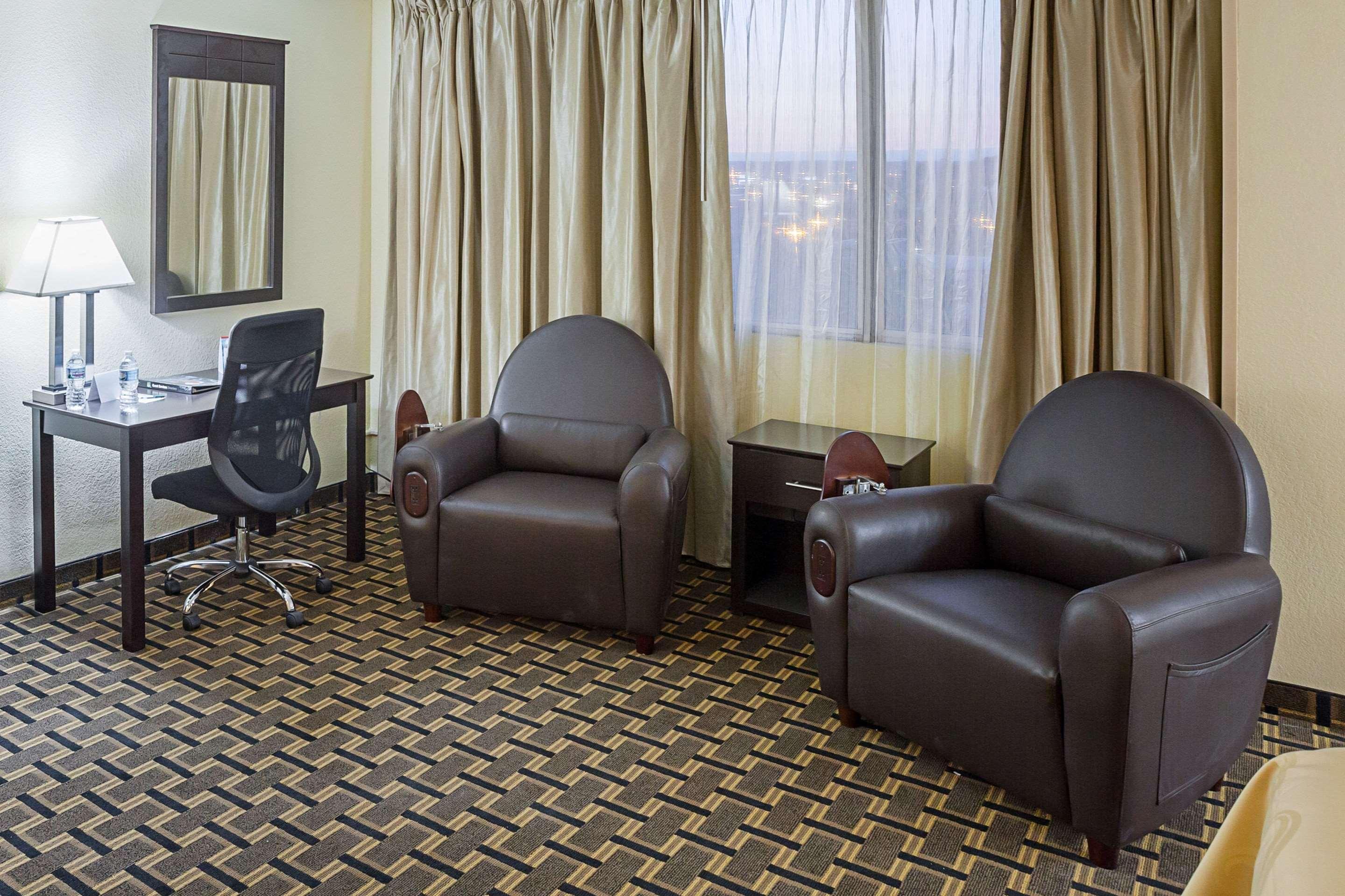 Quality Inn & Suites Cincinnati Kültér fotó