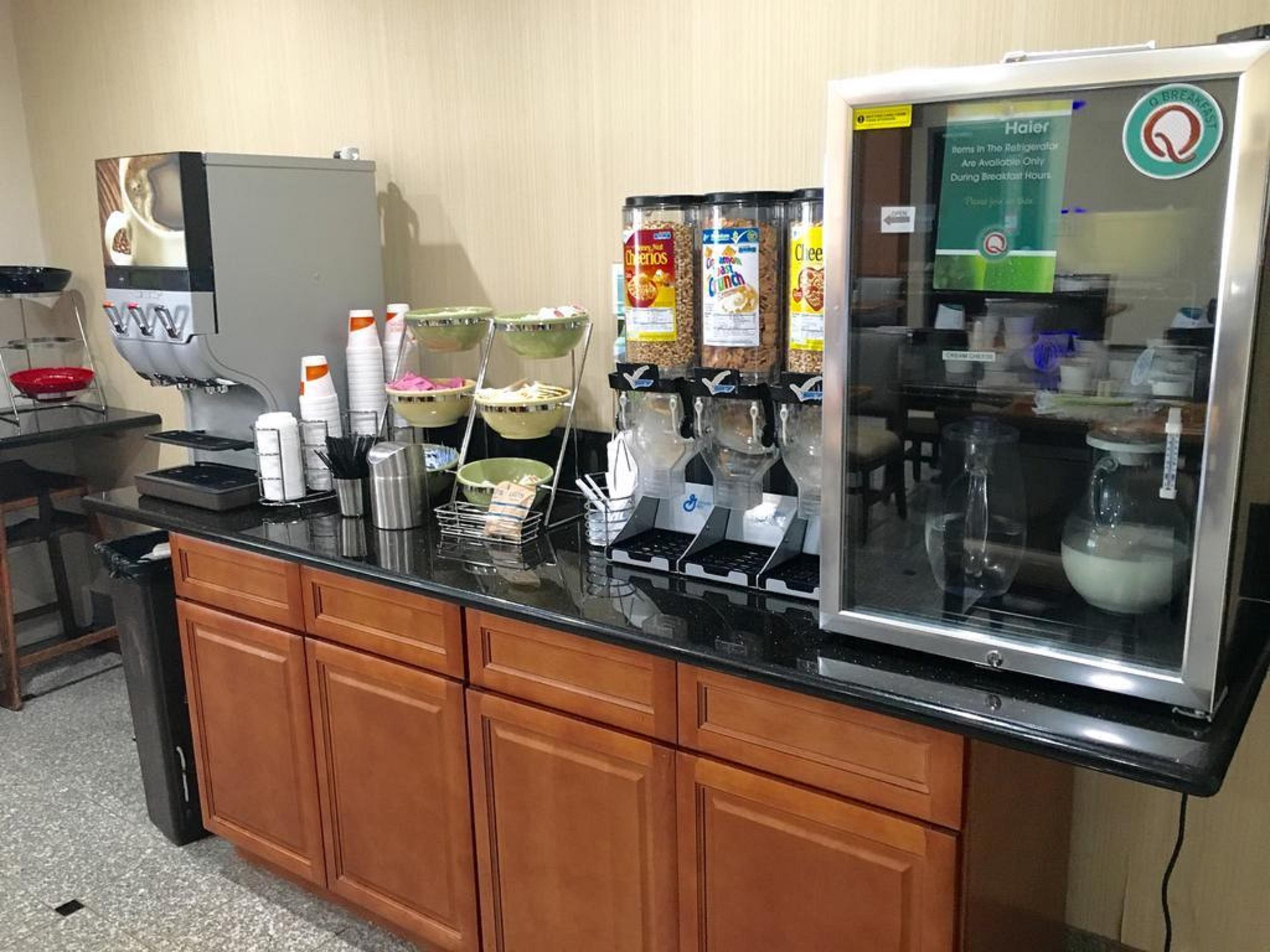 Quality Inn & Suites Cincinnati Kültér fotó