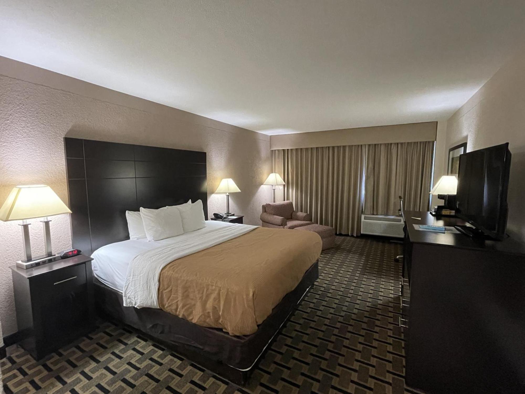 Quality Inn & Suites Cincinnati Kültér fotó