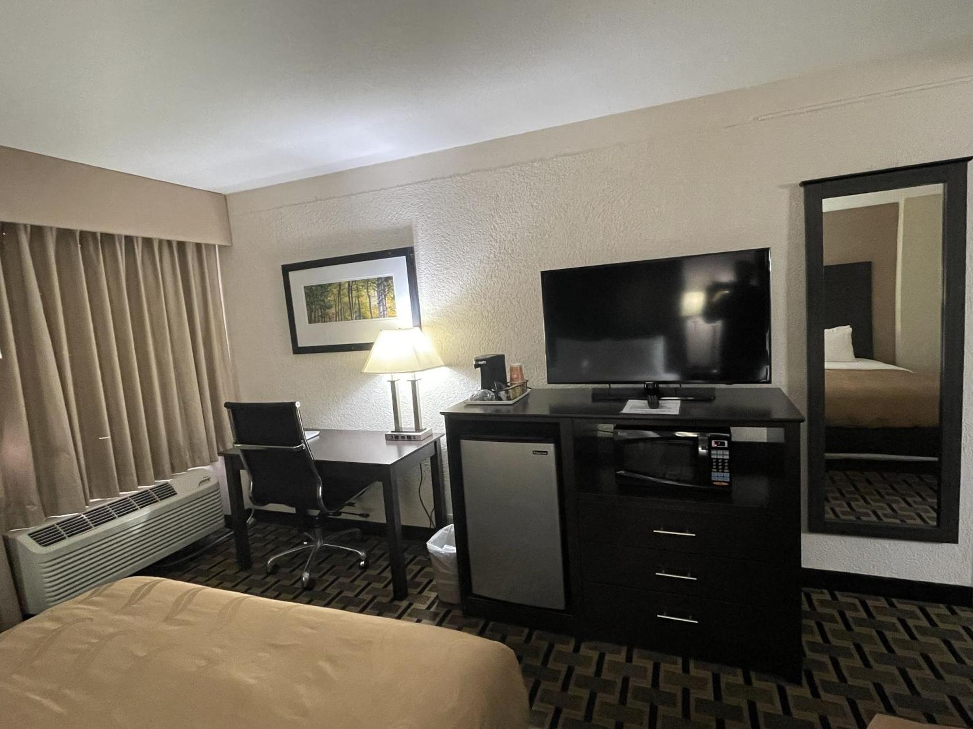 Quality Inn & Suites Cincinnati Kültér fotó